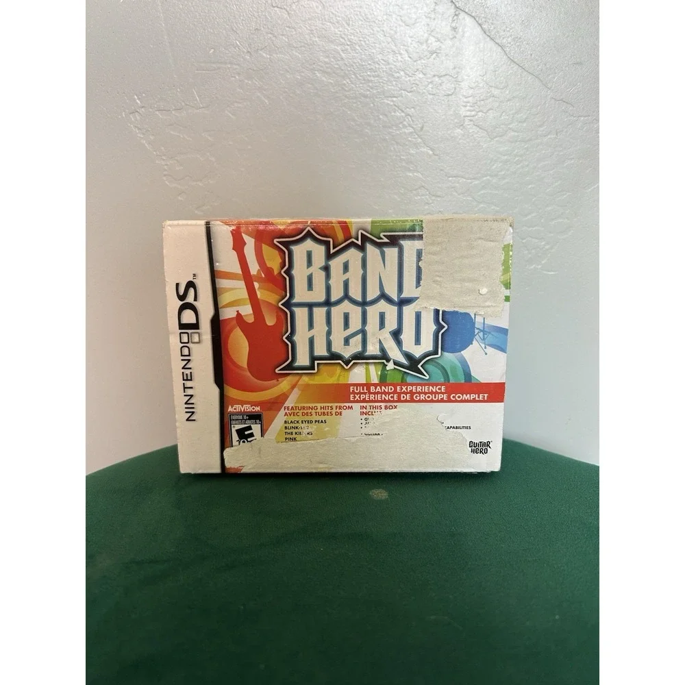Band Hero - Nintendo DS, 2009 CIB Complete - Damage On Outside Of Box